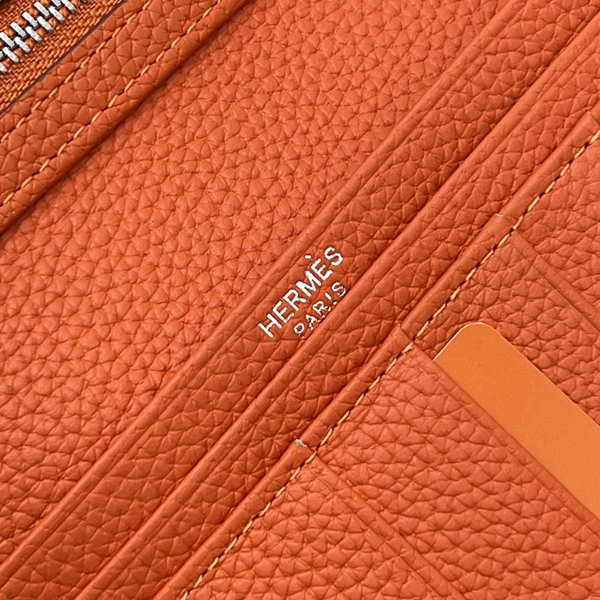 エルメス財布コピー着用イメージ